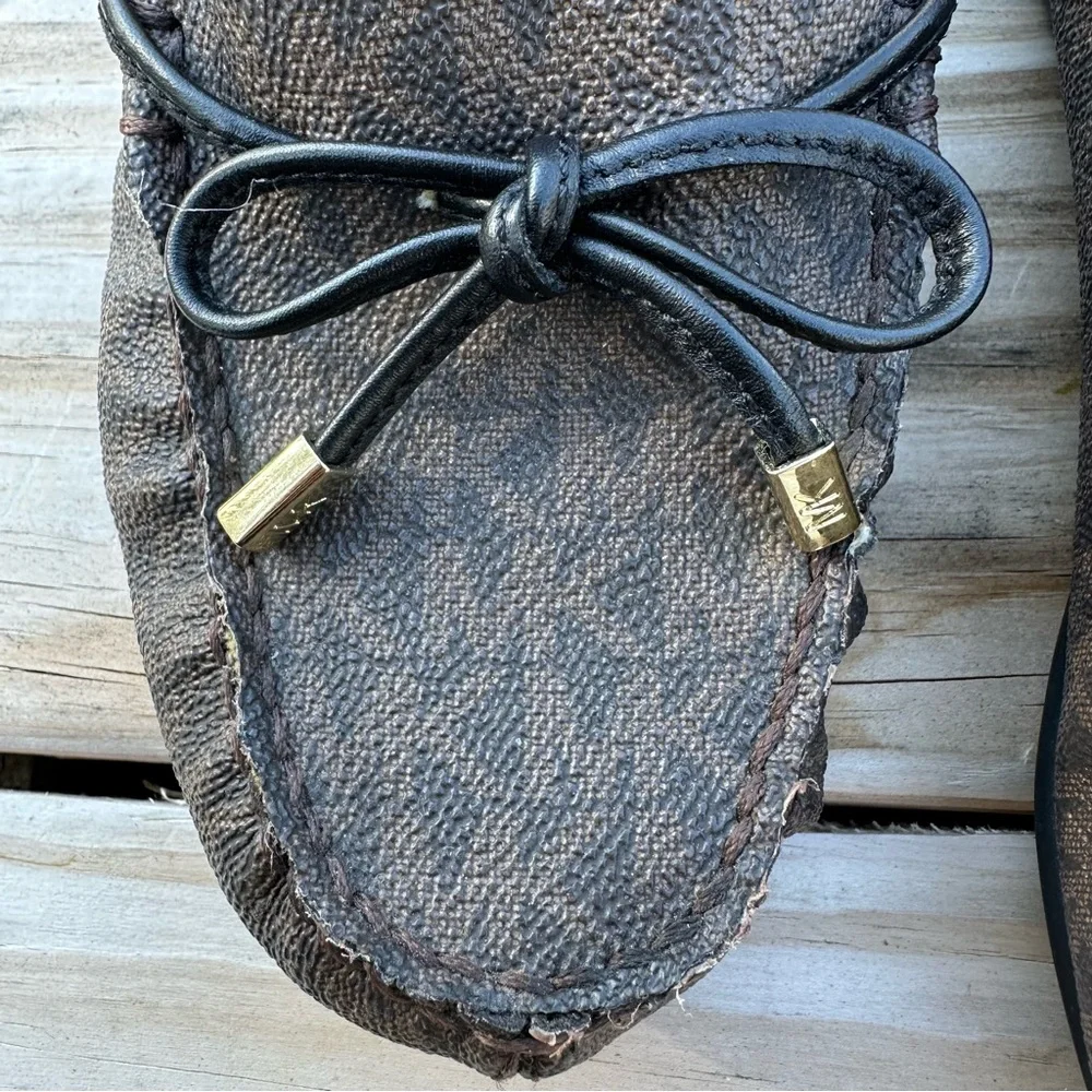 Michael Kors brand michael